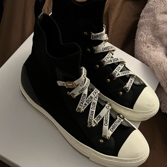 Dior chuck style sneaker still In good condition comes with box and dust bag - Picture 3 of 10
